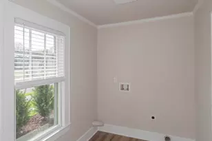 700 W Moreno St, Pensacola, FL 32501 - Photo 58