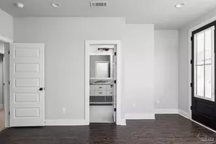 311 N 8th Ave, Pensacola, FL 32501 - Photo 26