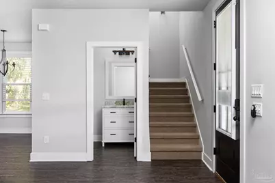 311 N 8th Ave, Pensacola, FL 32501 - Photo 8