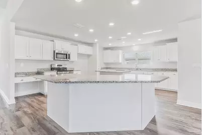 5176 Emmaline Ln, Milton, FL 32570 - Photo 10