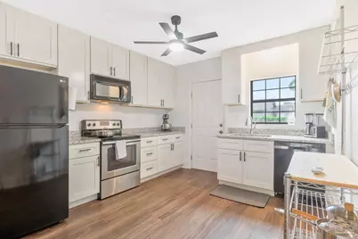 1760 W Romana St, Pensacola, FL 32502 - Photo 2