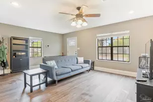 1760 W Romana St, Pensacola, FL 32502 - Photo 10