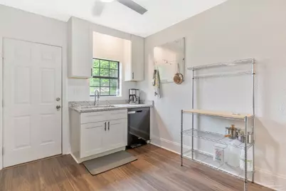 1760 W Romana St, Pensacola, FL 32502 - Photo 4