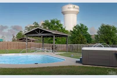 2759 Gemstone Cir, Pace, FL 32571 - Photo 2