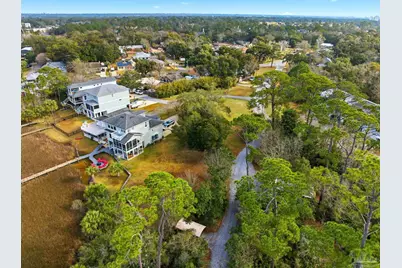 405 Creary St, Pensacola, FL 32507 - Photo 8