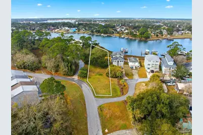 405 Creary St, Pensacola, FL 32507 - Photo 10