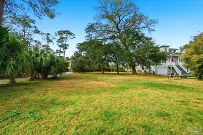 405 Creary St, Pensacola, FL 32507 - Photo 14