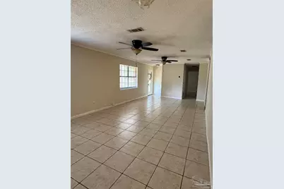 4400 Mundy Ln, Pace, FL 32571 - Photo 6