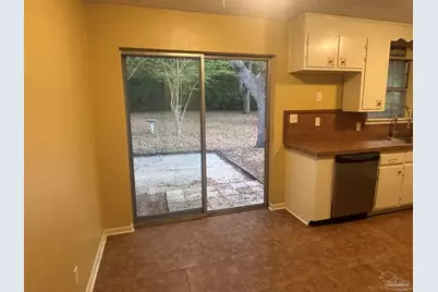 6422 Sanders St, Milton, FL 32570 - Photo 12