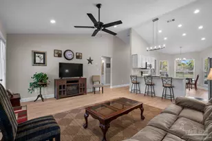 4439 Conifers St, Milton, FL 32583 - Photo 8
