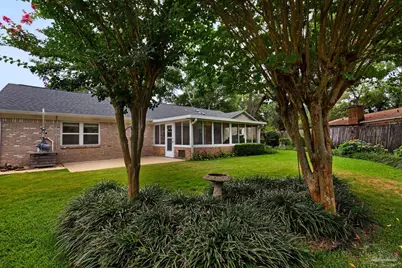 4911 Woodcliff Dr, Pensacola, FL 32504 - Photo 36