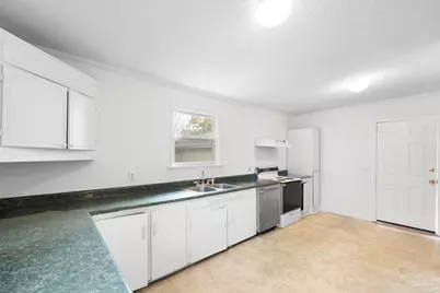 208 Berry Rd, Pensacola, FL 32507 - Photo 16