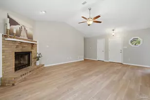 1513 Lighthouse Ct, Gulf Breeze, FL 32563 - Photo 6