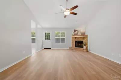 1513 Lighthouse Ct, Gulf Breeze, FL 32563 - Photo 8