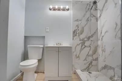 2407 W Lakeview Ave, Pensacola, FL 32505 - Photo 26