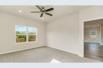 2043 Wiregrass St, Navarre, FL 32566 - Photo 18