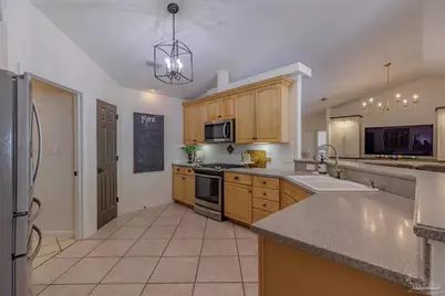 7244 Reef St, Navarre, FL 32566 - Photo 6