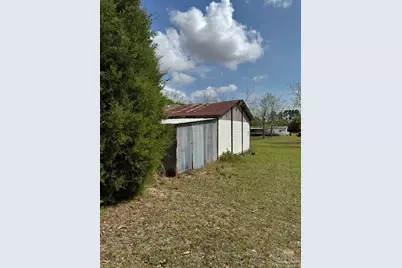 5568 Forest Hills Ln, Milton, FL 32570 - Photo 14