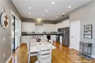 7652 Key W Dr, Navarre Beach, FL 32566 - Photo 20