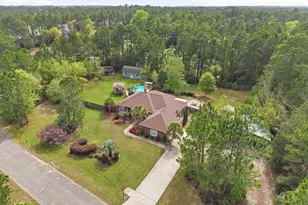 9643 Bone Bluff Dr, Navarre, FL 32566 - Photo 4