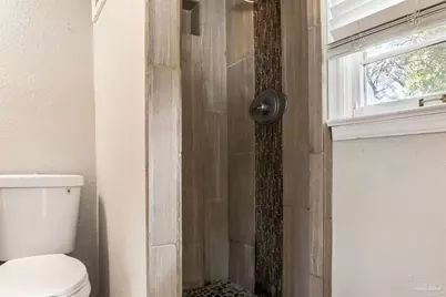 115 W Jordan St, Pensacola, FL 32501 - Photo 32