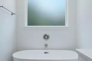 7842 Tippin Ave, Pensacola, FL 32504 - Photo 28