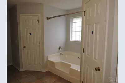 10931 Country Ostrich Dr, Pensacola, FL 32534 - Photo 12