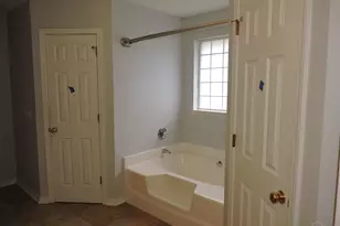 10931 Country Ostrich Dr, Pensacola, FL 32534 - Photo 12