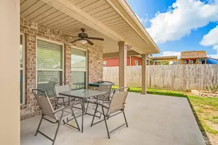 2400 Bentley Oaks Dr, Cantonment, FL 32533 - Photo 48