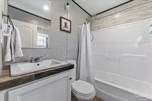 4669 Thoroughbred Dr, Milton, FL 32583 - Photo 14