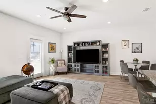 9408 Nature Crk Ln, Pensacola, FL 32526 - Photo 6