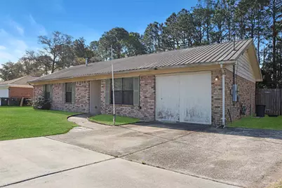 7725 W Jackson St, Pensacola, FL 32506 - Photo 2