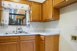 7725 W Jackson St, Pensacola, FL 32506 - Photo 10