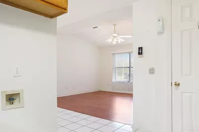 7725 W Jackson St, Pensacola, FL 32506 - Photo 12
