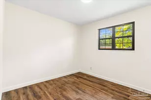 916 Lake Terrace Ave, Pensacola, FL 32505 - Photo 12