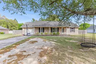 6332 Jason Dr, Milton, FL 32570 - Photo 6