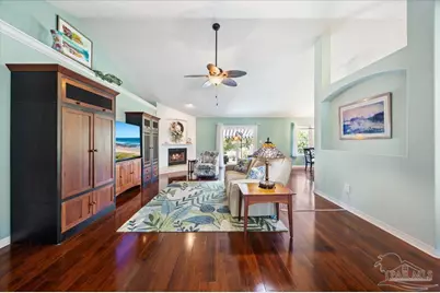 1933 Seahawk Ln, Navarre, FL 32566 - Photo 10