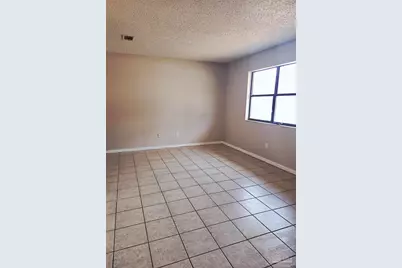 7240 Hilburn Rd #1D, Pensacola, FL 32504 - Photo 2