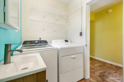 291 N K St, Pensacola, FL 32502 - Photo 34