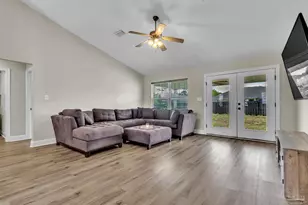 1857 Justice Cir, Gulf Breeze, FL 32563 - Photo 12