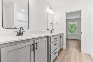 404 Bremen Ave, Pensacola, FL 32507 - Photo 16