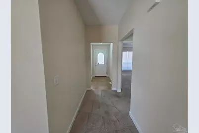 720 Buoy Dr, Pensacola, FL 32507 - Photo 2