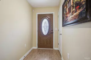 5768 Blackhorse Cir, Pensacola, FL 32526 - Photo 4