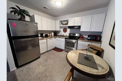1307 Redwood Ln #G, Gulf Breeze, FL 32563 - Photo 8