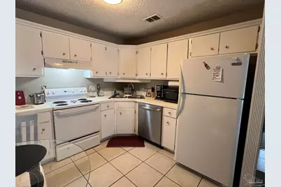 1301 Redwood Ln #H, Gulf Breeze, FL 32563 - Photo 10