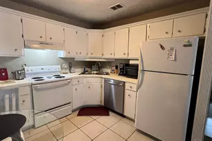 1301 Redwood Ln, Gulf Breeze, FL 32563 - Photo 10