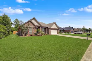 3504 Topaz Cir, Navarre, FL 32566 - Photo 4