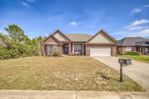 3504 Topaz Cir, Navarre, FL 32566 - Photo 2