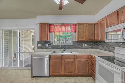 1019 Woodbury Pl, Cantonment, FL 32533 - Photo 18