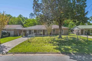 1019 Woodbury Pl, Cantonment, FL 32533 - Photo 6